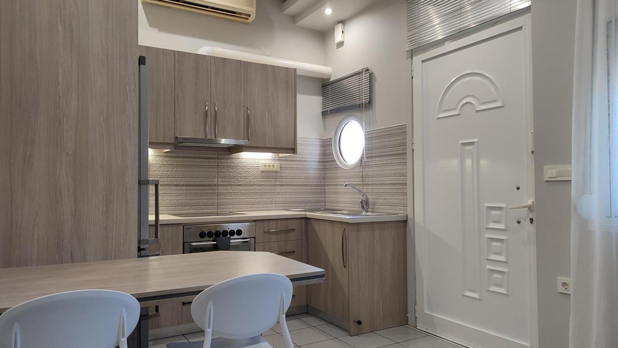 Dennis Stylish Apartment Kato Daratso Exterior photo